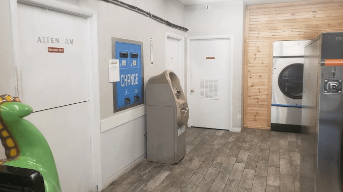 Mr Suds Laundromat East photo