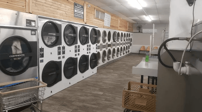Mr Suds Laundromat East photo