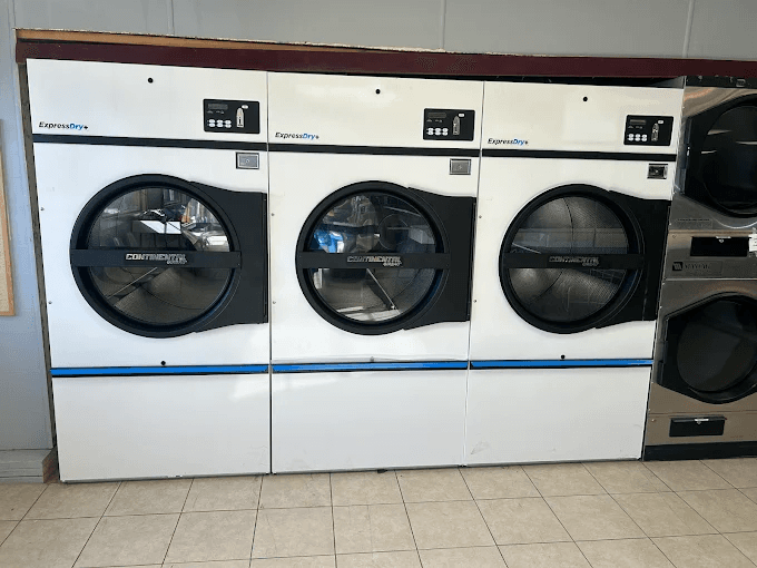 Mr Suds Laundromat Wagoner photo